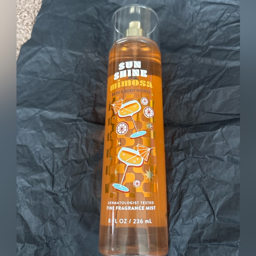 🎊3/$20 
Bath & Body Works Sunshine Mimosa Fine Fragrance Mist 8 oz spray